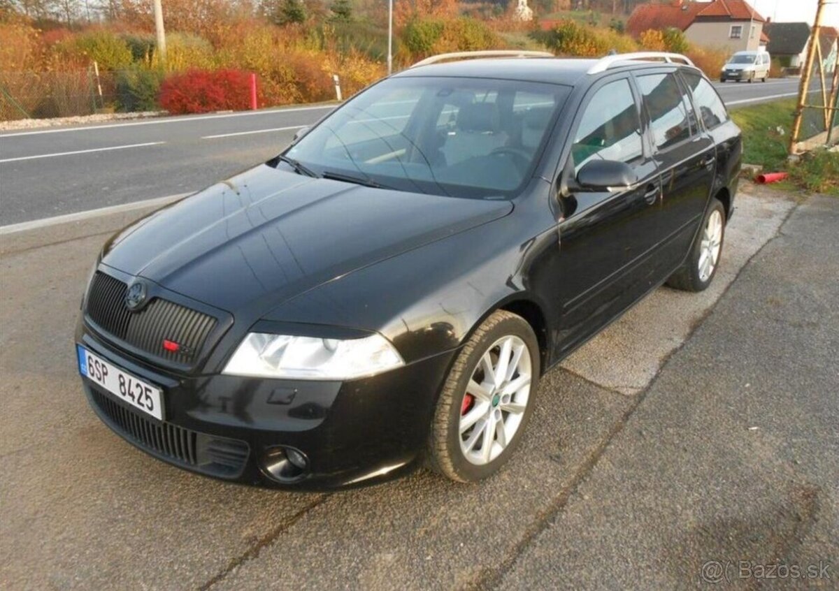 Škoda Octavia 2,0 RS 147 kW Serviska benzín - 2