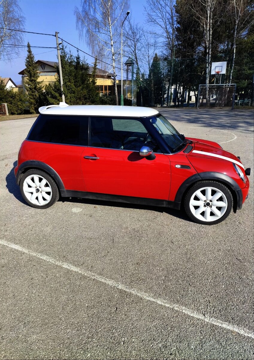 MINI 1.6 R50 - 2
