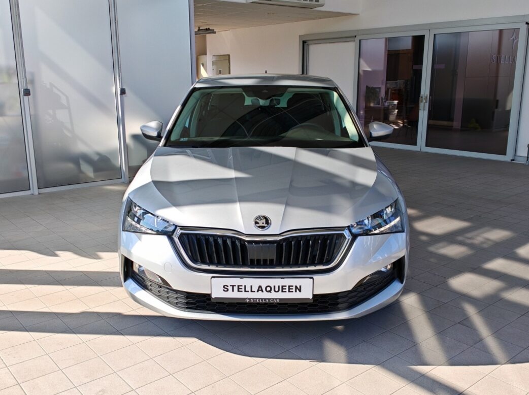 Škoda Scala 1.5 TSI Joy DSG - 2