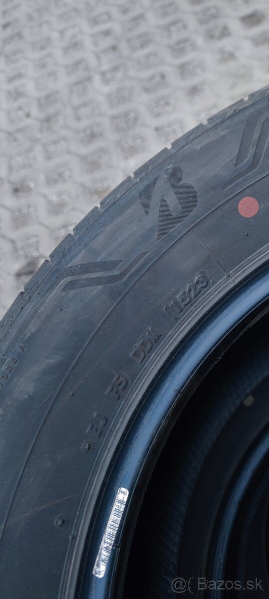 Letne Bridgestone 225/65 r17 - 2