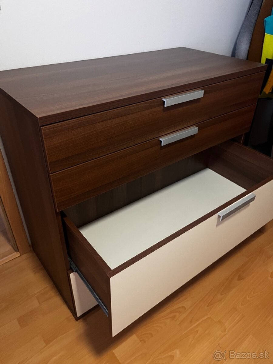 KVALITNA KOMODA Z MASIVU - 2