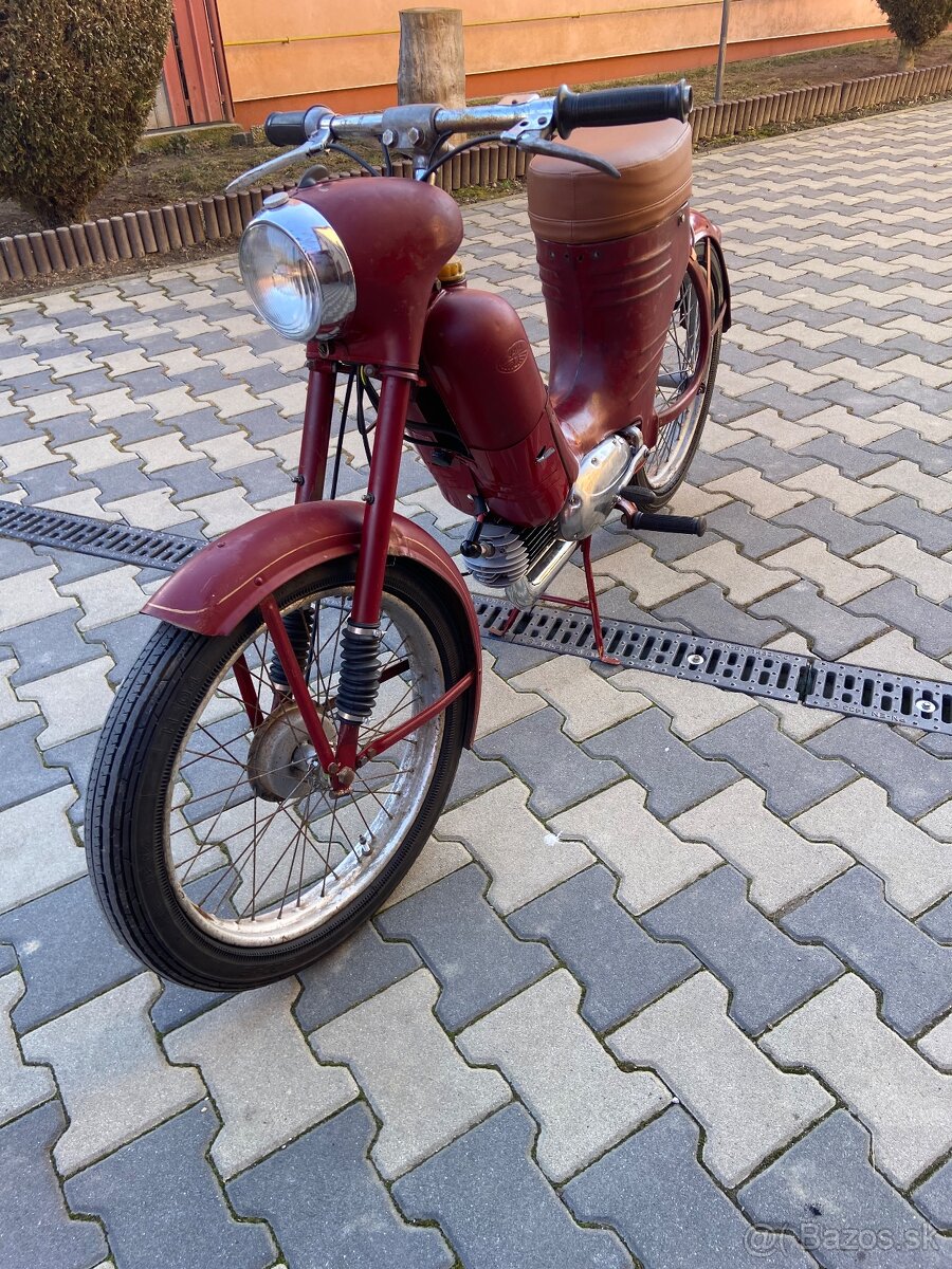 Jawa 550 pařez - 2