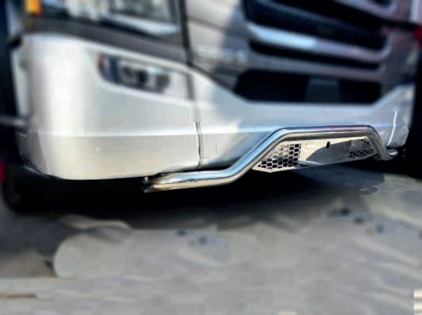 Predný rám pod nárazník Scania S/R - 2