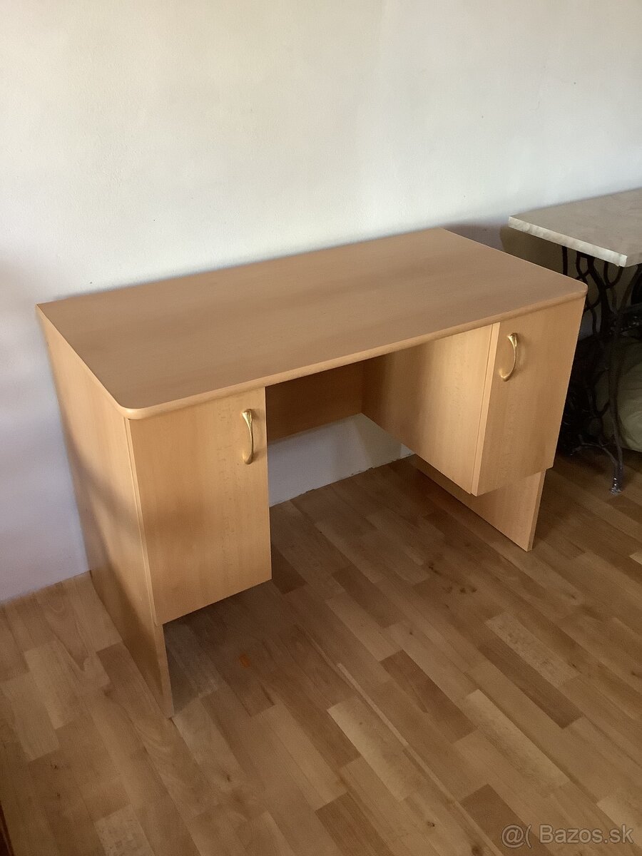 Stolík písací - 2