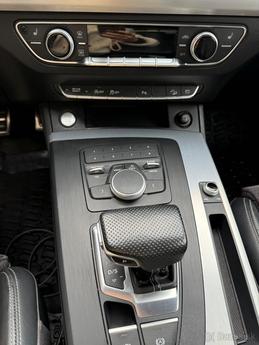 Predam Audi Q5 Quattro 2.0TDI - 2