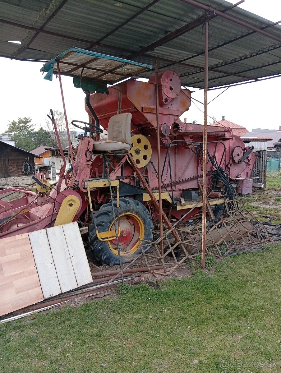 Predám kombajn - 2