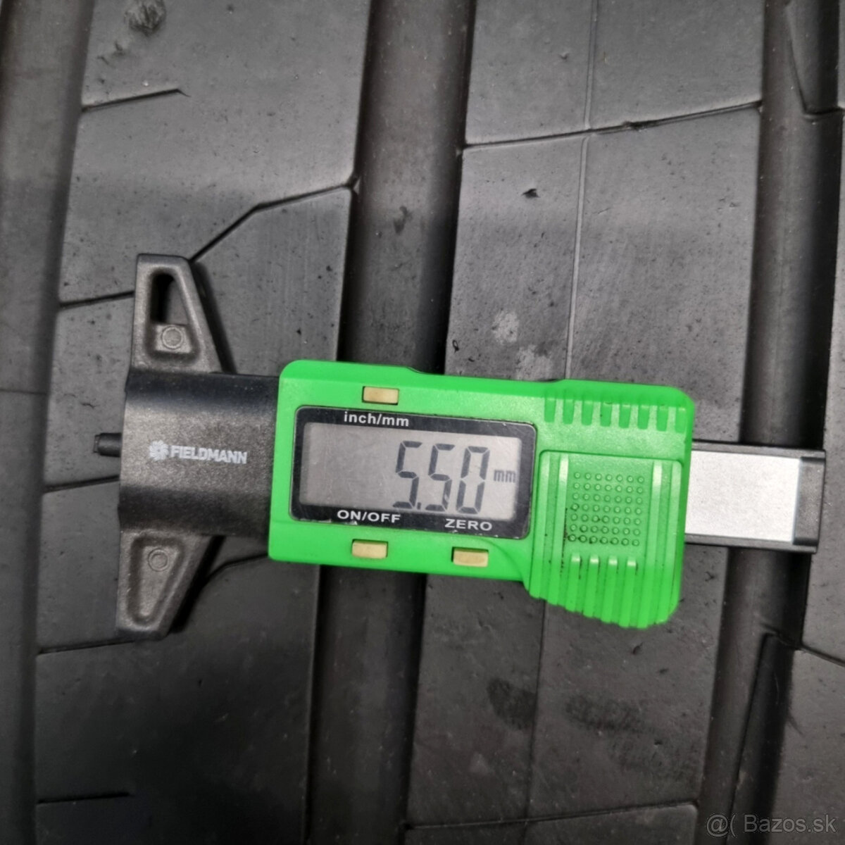 Letné pneumatiky 335/25 R22 CONTINENTAL - 2