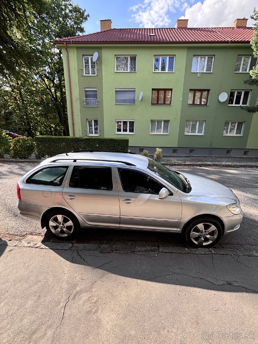 Škoda octavia 2 facelift 1.9tdi 4x4 - 2