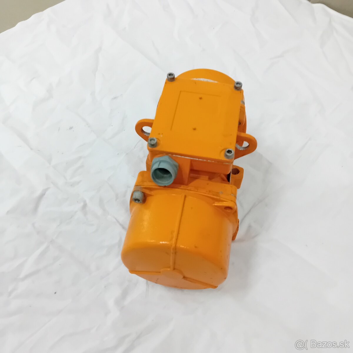 Vybračny motor - 2