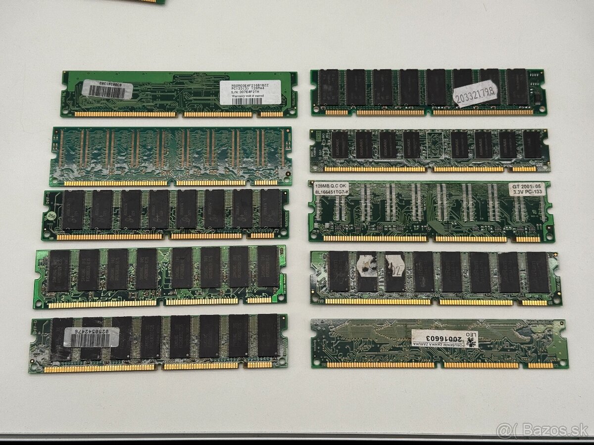 10ks SDRAM pamatí - 2