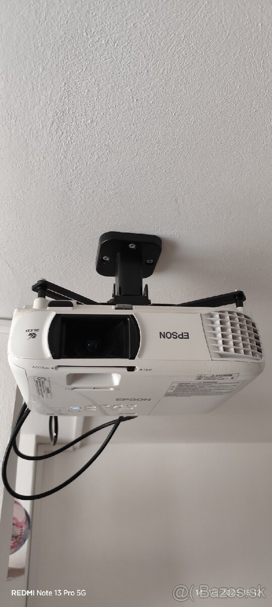 Projektor Epson Full hd - 2