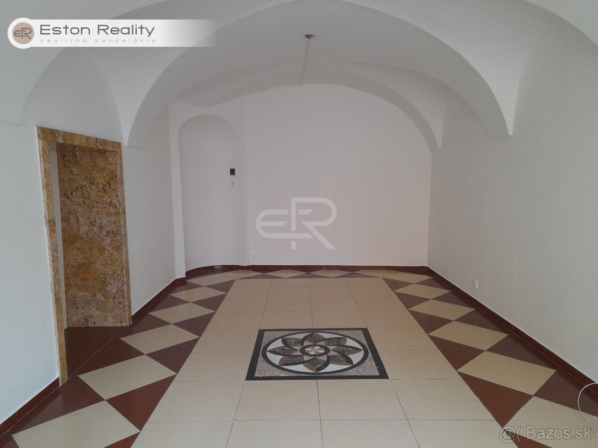 Prenájom obchodný priestor s výkladom na Hlavnú ulicu - 2