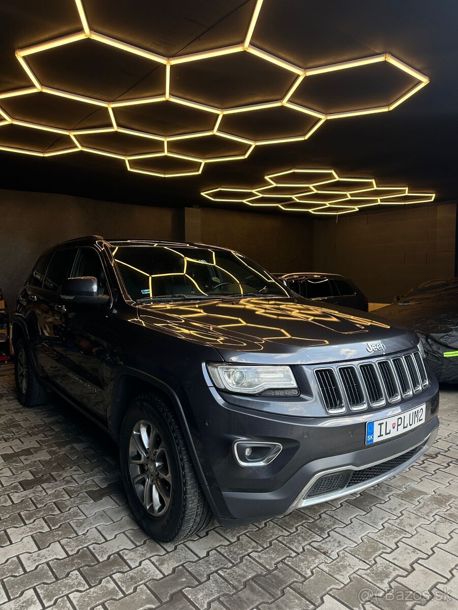 Jeep Grand Cherokee - 2
