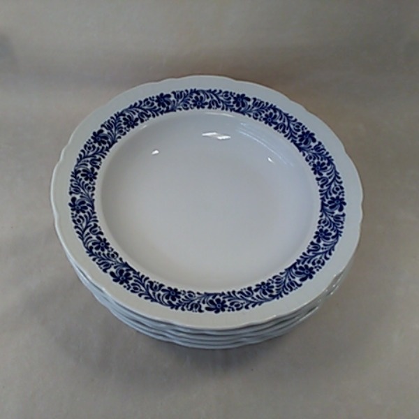 Taniere (v modrom) :) - 2