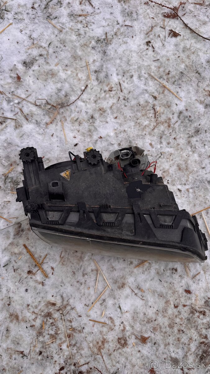 Svetlo BMW e46 predfacelift - 2