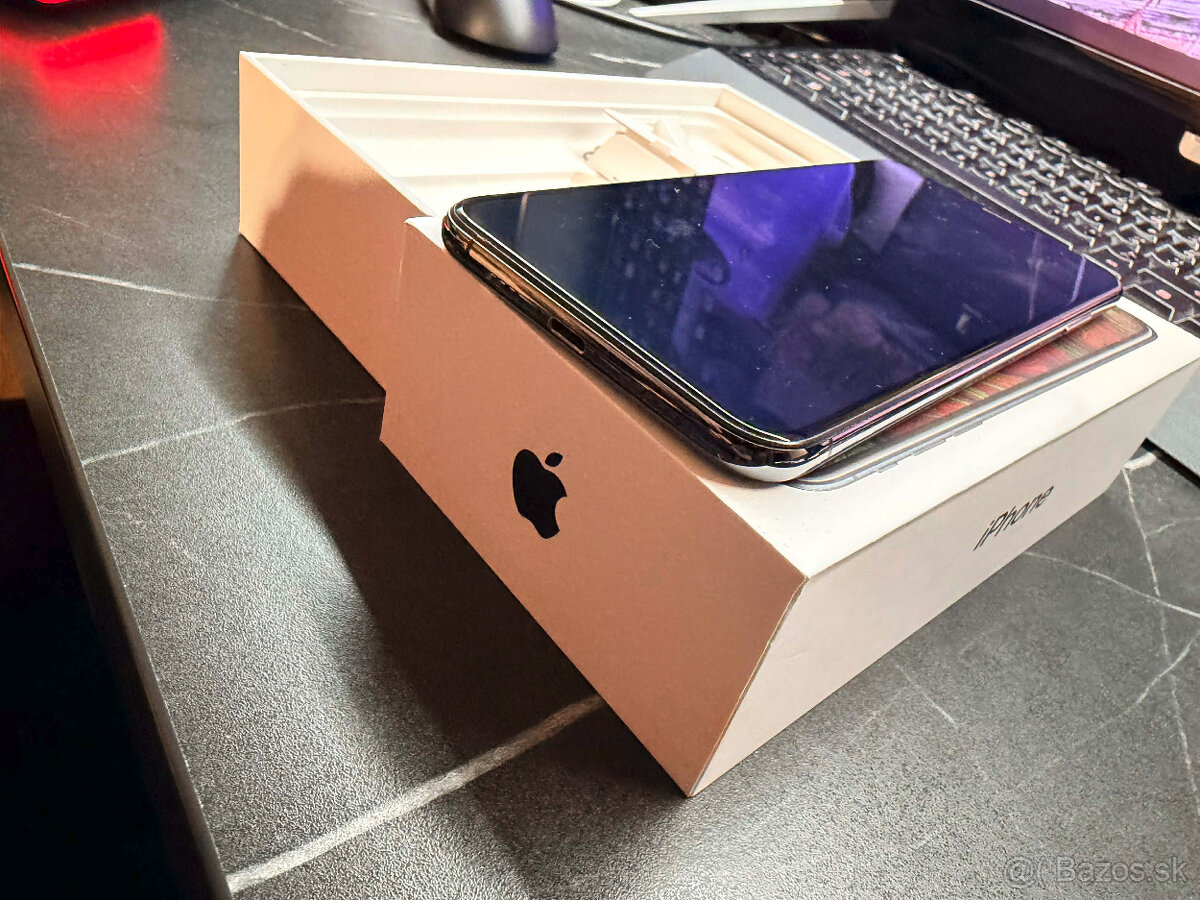 iPhone Xs Max, Space Gray, 256GB - 2