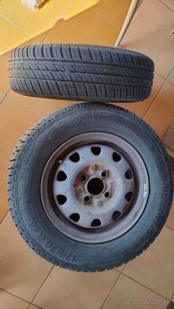 Predám kolesá Nissan Almera - 2