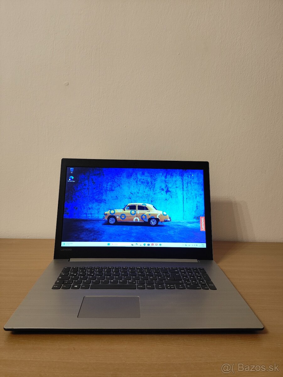 Lenovo 330-17IKB | Core i5 • 8GB RAM • SSD - 2