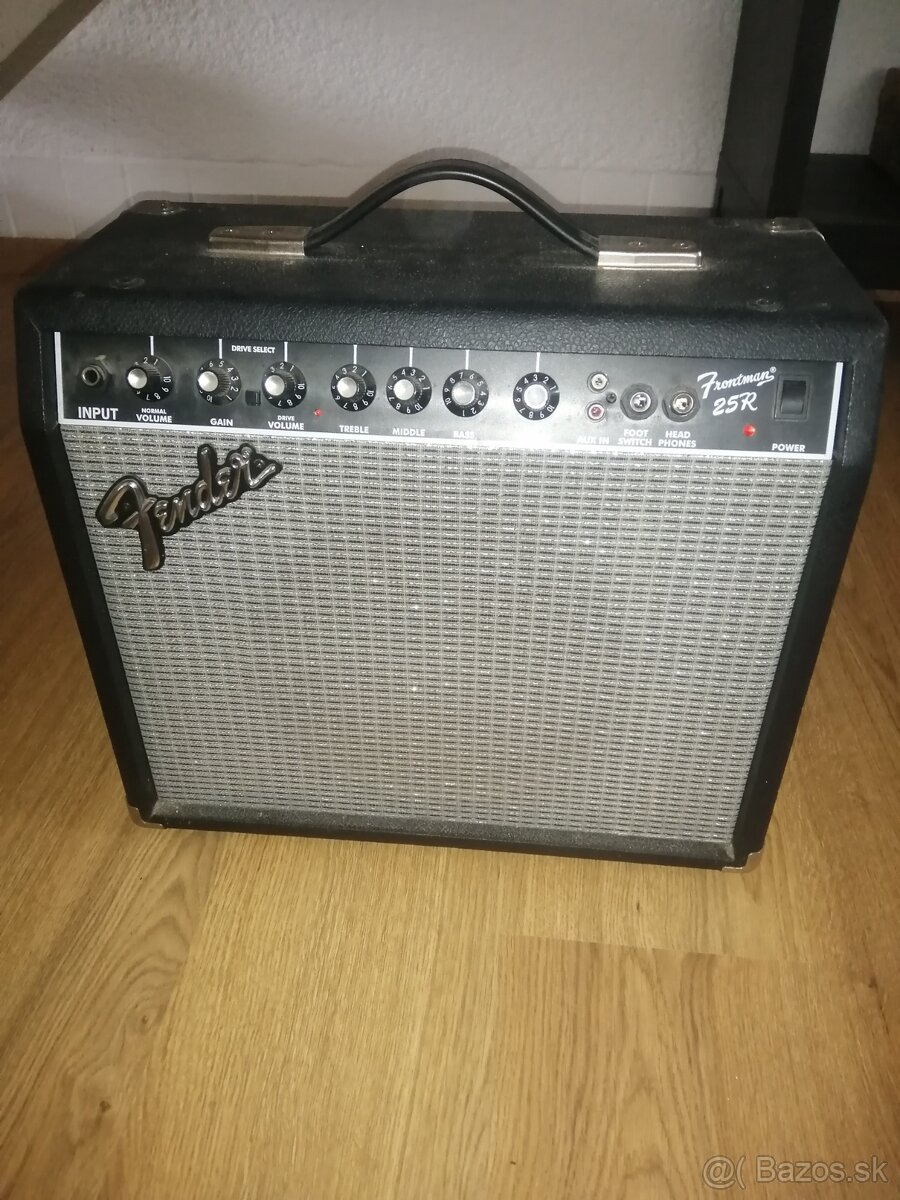 Predam gitarove kombo Fender - 2