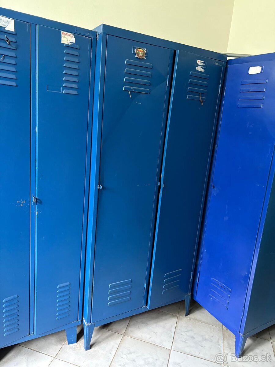 Kovové šatníkové skrine - 2