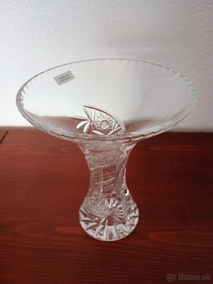 Brúsené sklo Poltár. - 2