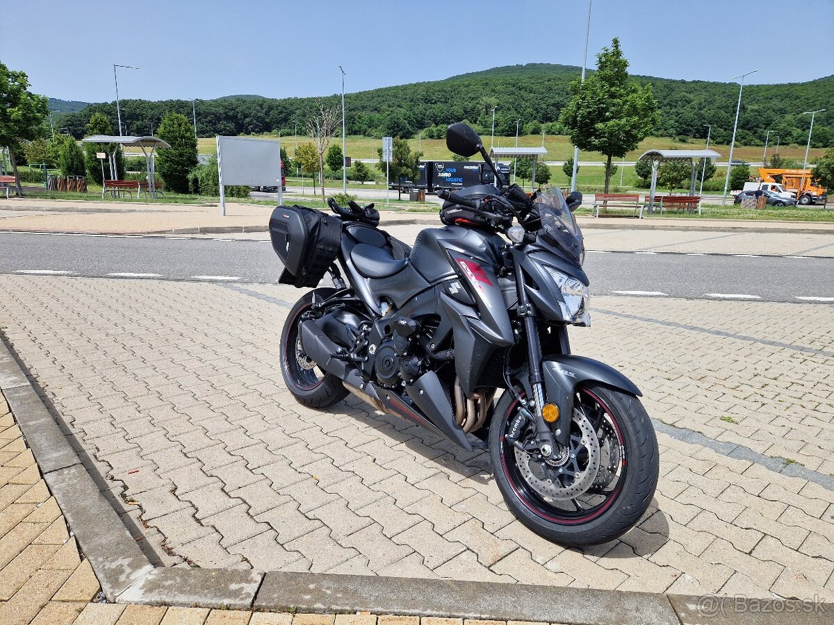 Suzuki GSX-S 1000 - 2