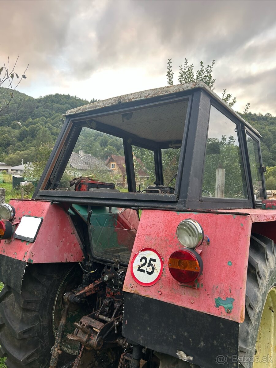 Predám kabínu na Zetor Crystal - 2