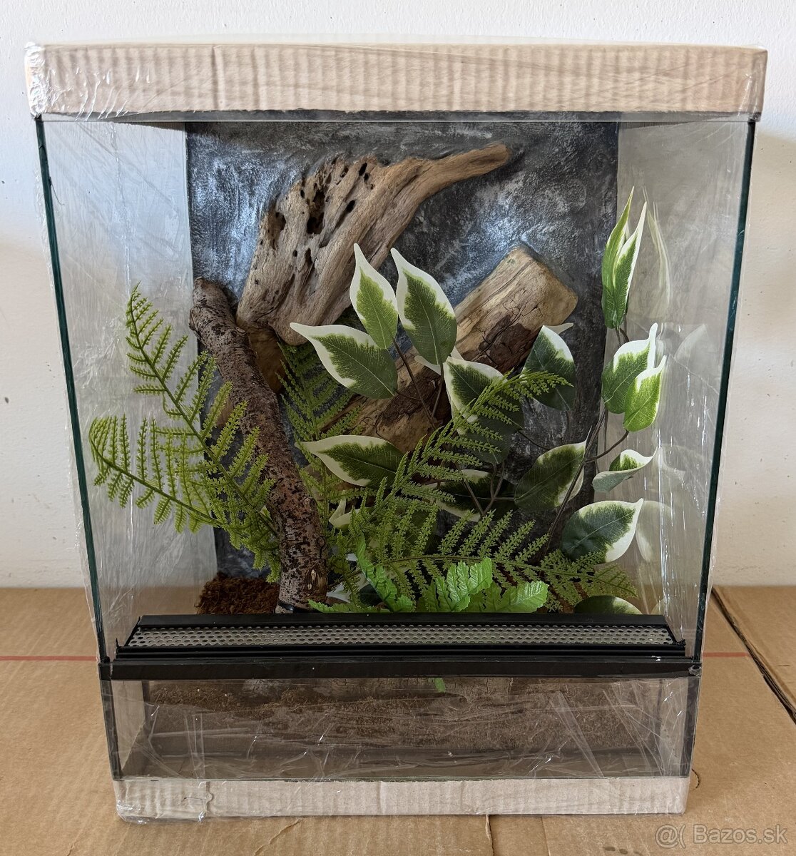 Terárium 32x30x40 s 3D stenou - 2