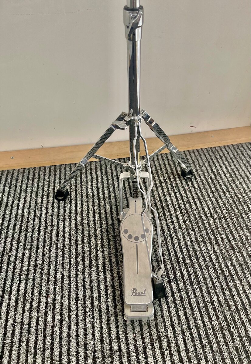 Pearl hi hat. - 2