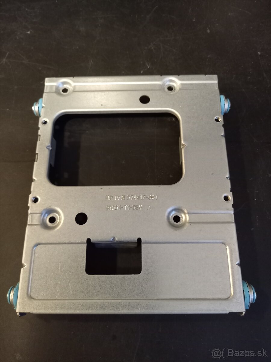 ramik pre montaz 2,5" HDD do 3,5" pozicie v PC - 2