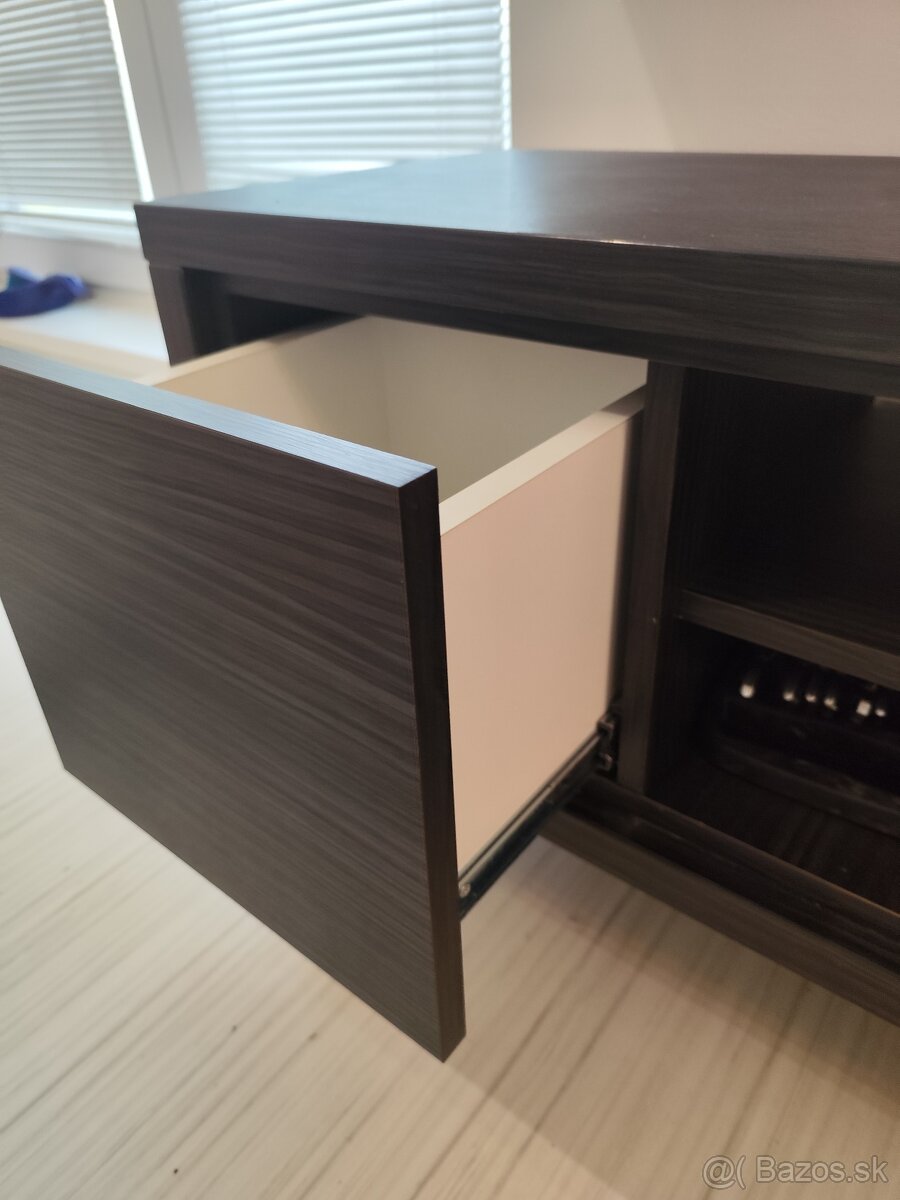 Obývačková stena - 2