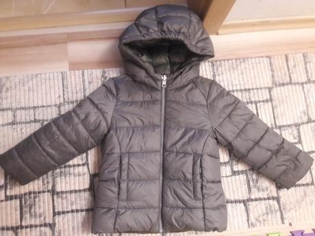 Obojstranna bundicka velkost 90 tj na 2 roky,aj osuska - 2