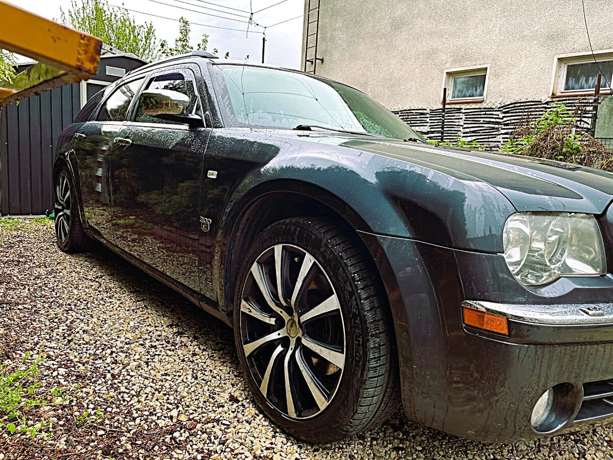 Chrysler 300C - 2