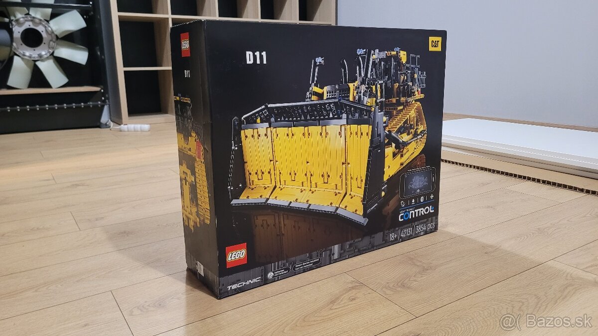 Lego 42131 CATERPILLAR D11 - 2