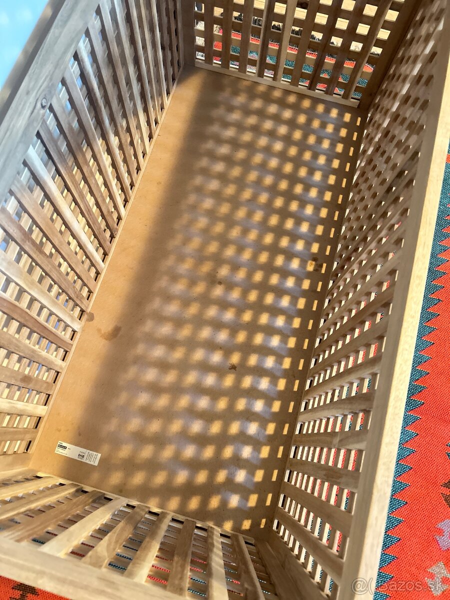 prídavný stolík akácia - 2