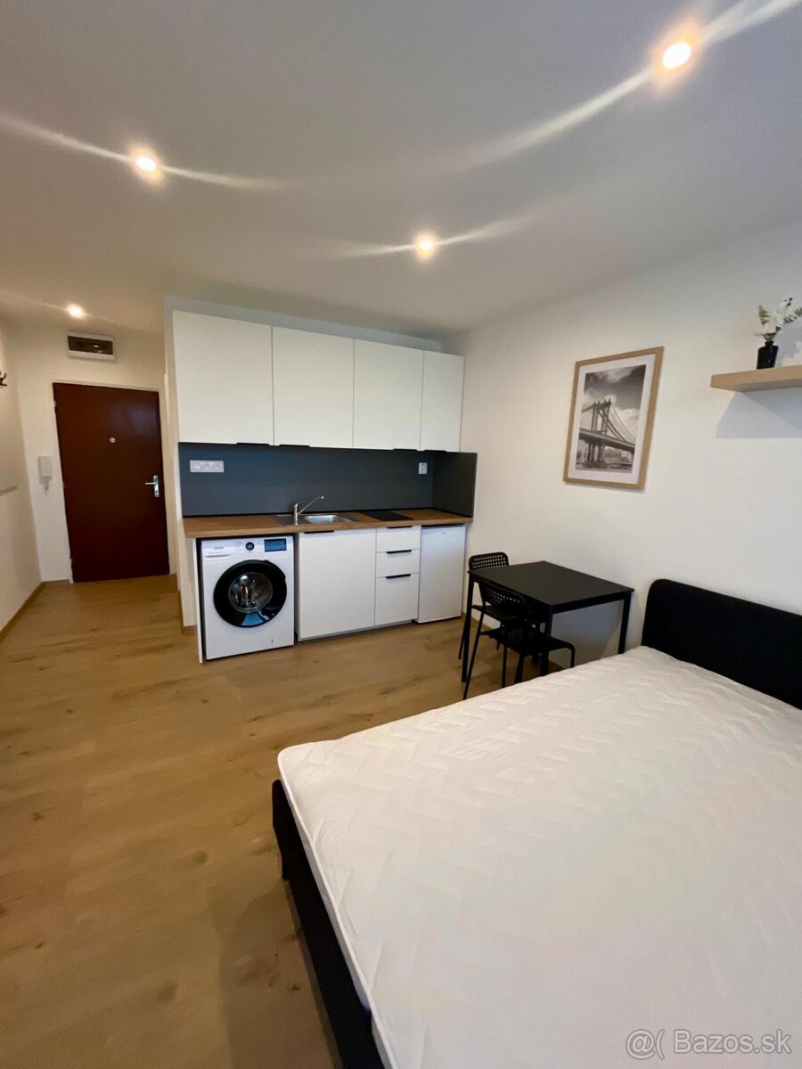 Prenájom zrekonštruovanej garsónky - 2
