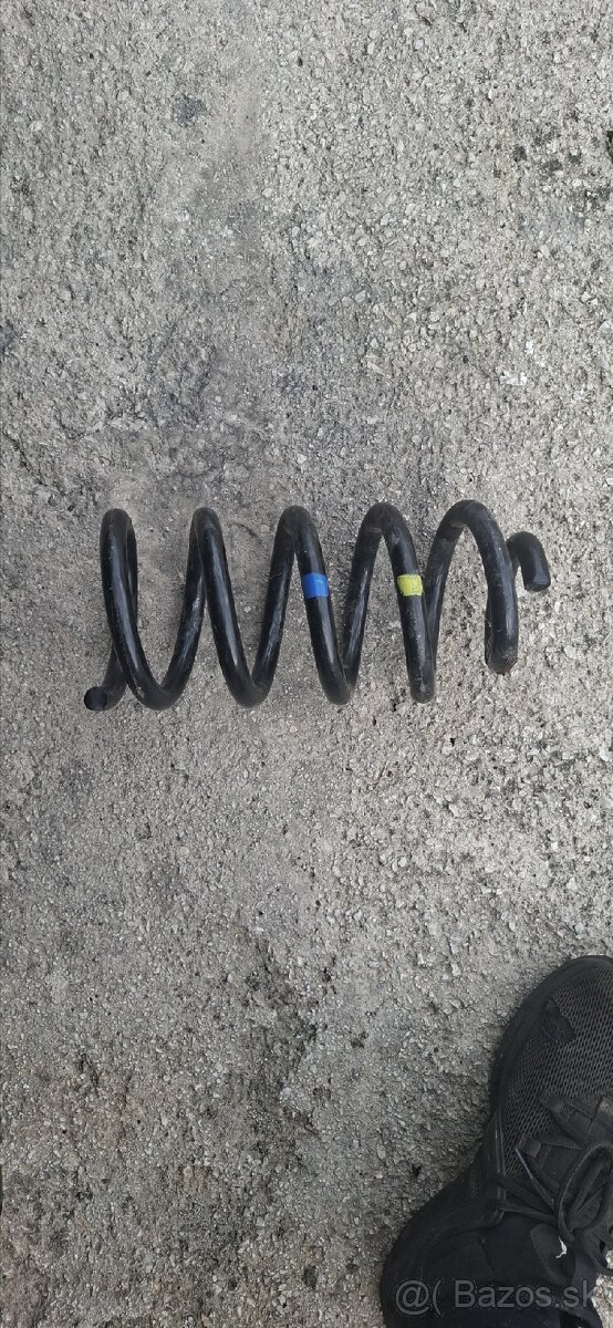 Struny na Ssang Yong Rexton 2018+ - 2