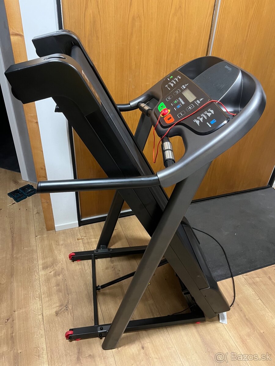 Bežecký pás s elektrickým sklonom - 2