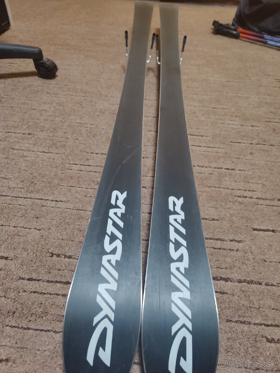 Predam lyze Dynastar amecarve - 2