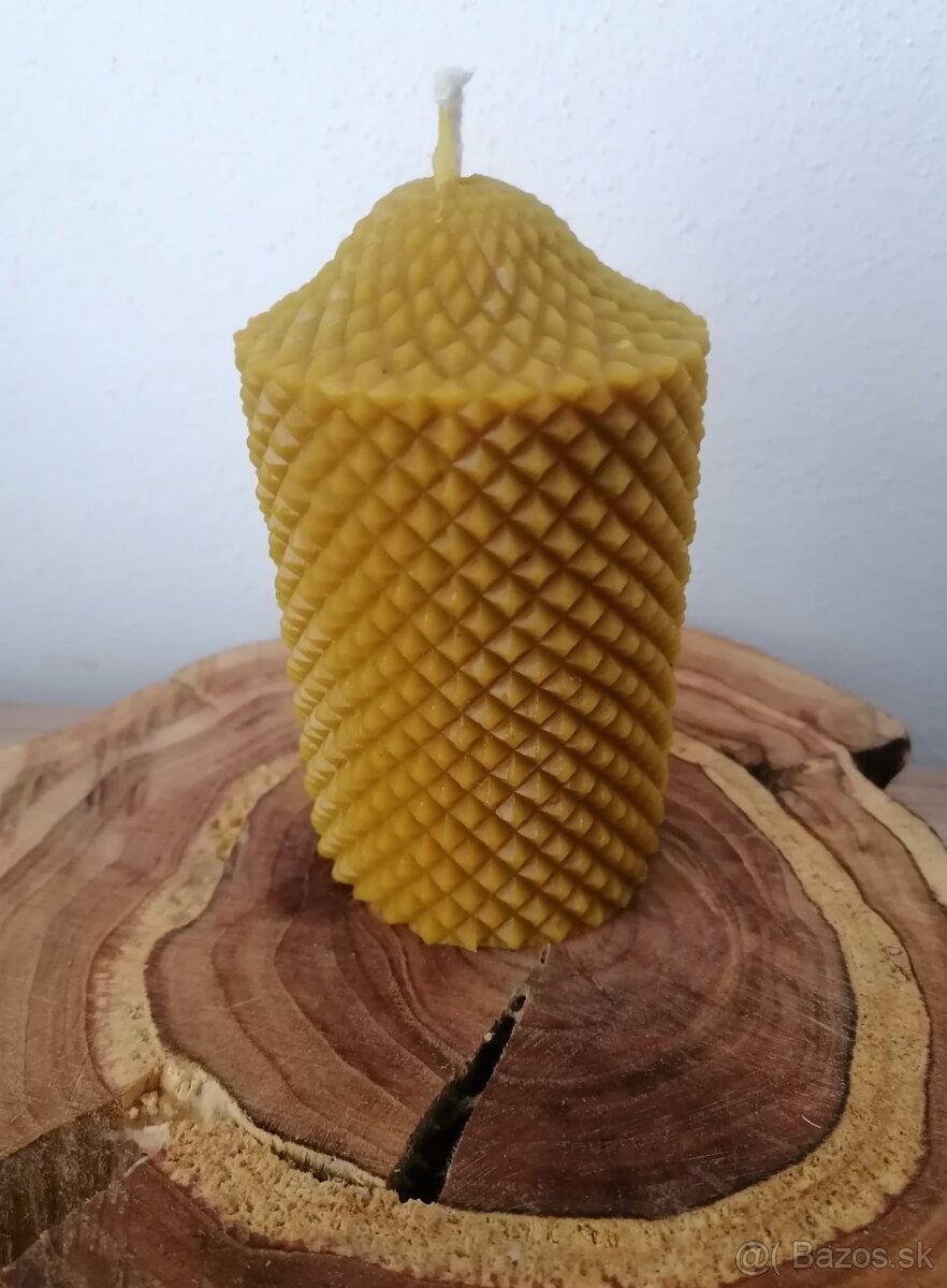 Predám ručne robene sviečky zo 100% Oravského včelieho vosku - 2