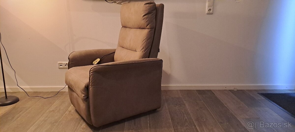 Elektricke polohovateĺné kreslo - 2