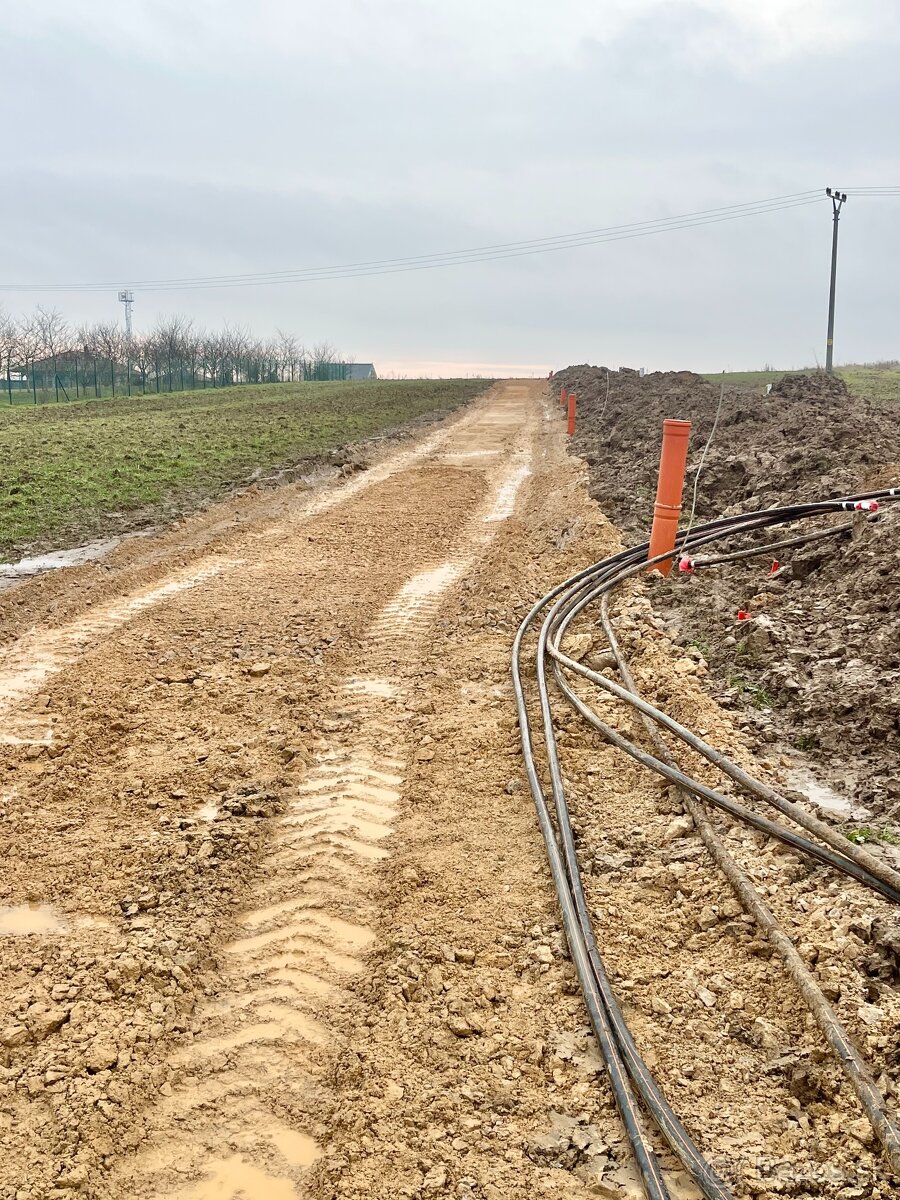 Ponúkame na predaj STAVEBNÉ POZEMKY v Trenčianskom Jastrabí - 2