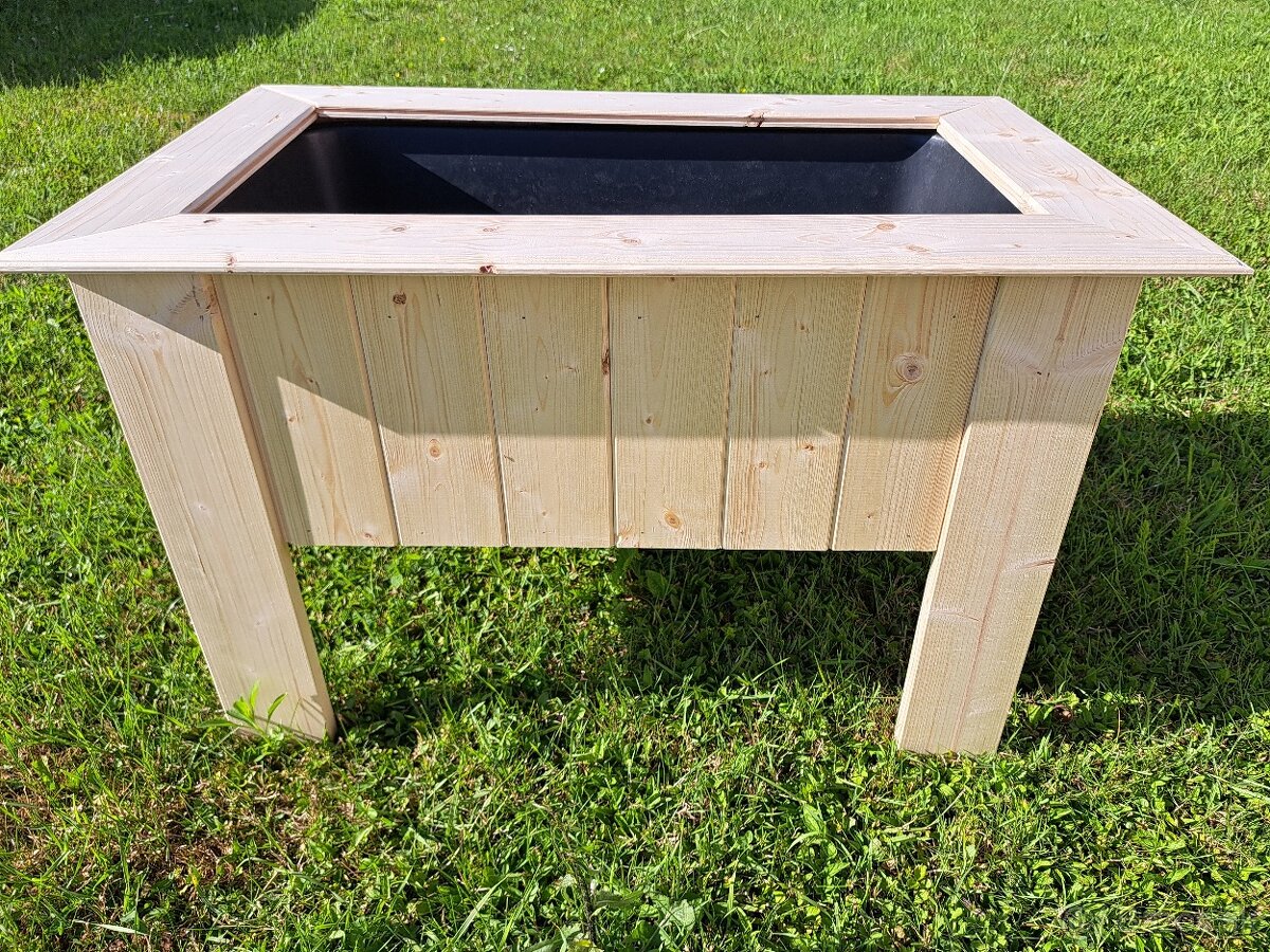 Vyvýšený záhon kvetináč - 2