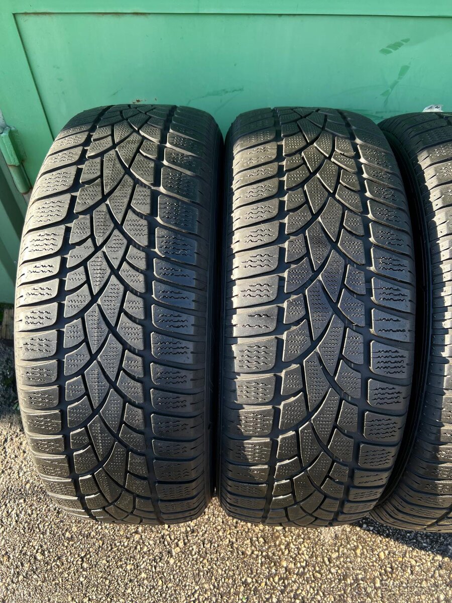 Zimné pneumatiky Dunlop 235/55R18 - 2