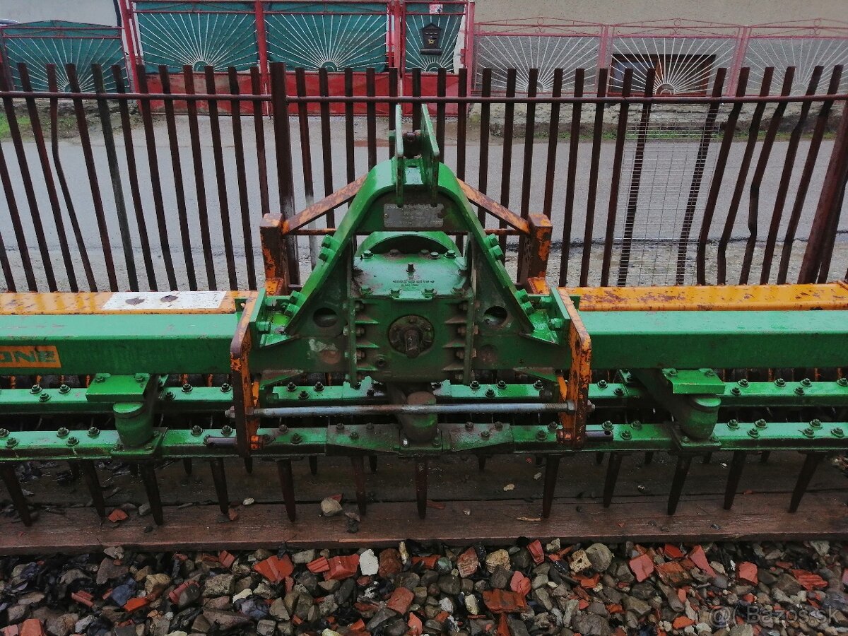 Amazone vibračné brány - 2