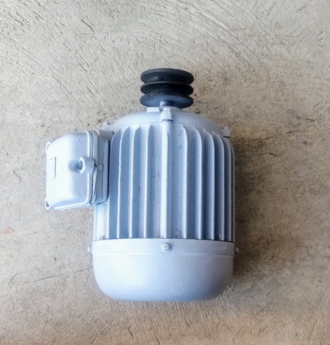 Elektromotor MEZ MOHELNICE 0,8KW - 2