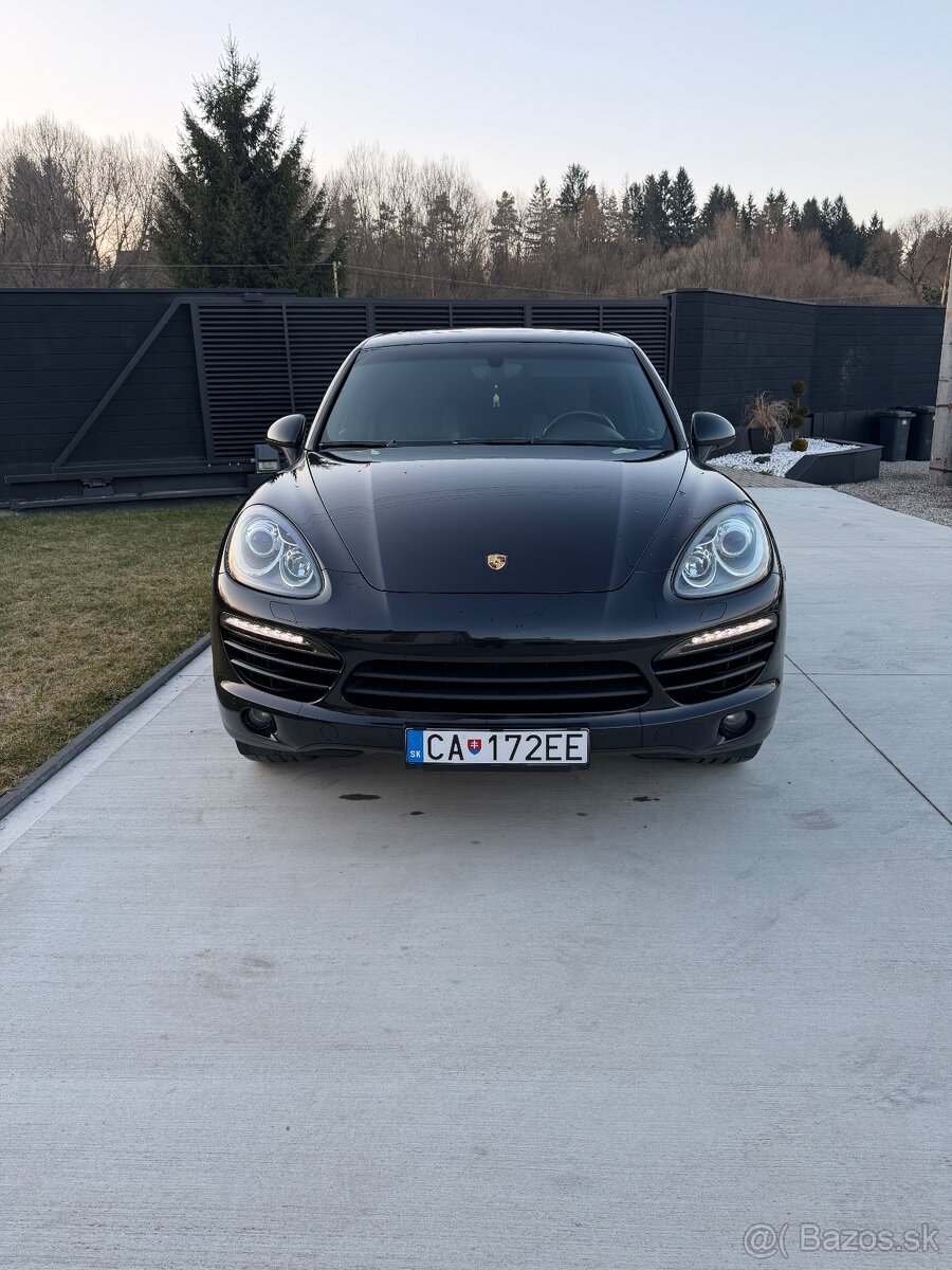 Porsche Cayenne - 2