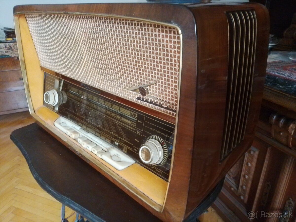 Retro rádio HELLAS - 2