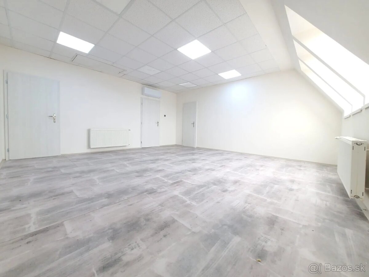 Miesto v salóne krásy - 2