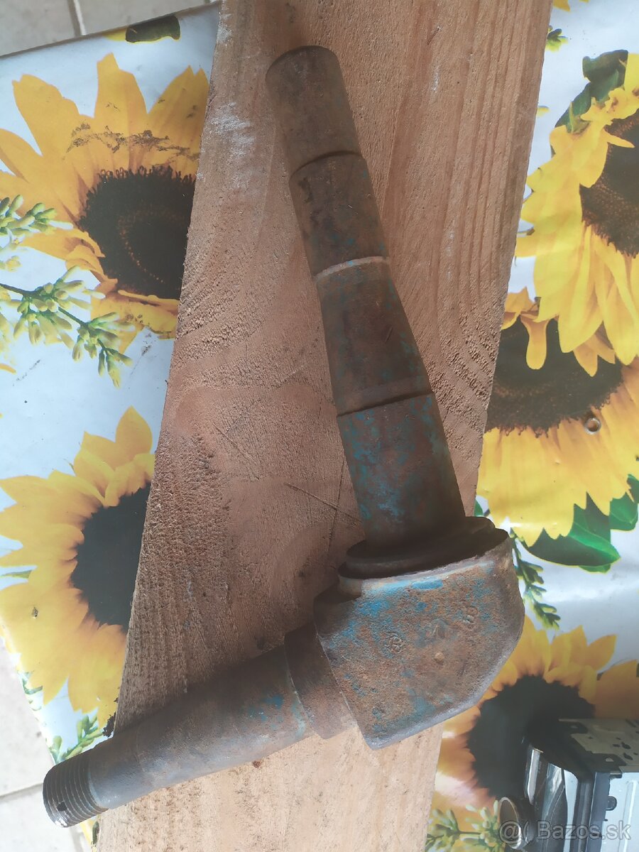 Zvisli čap rameno riadenia zetor 25 - 2